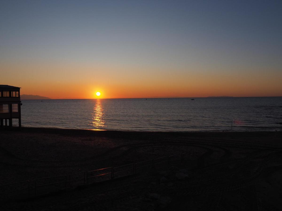 Appartement Casa Aurea Tre Posti Letto A 30 Metri Dal Mare à San Vincenzo Extérieur photo